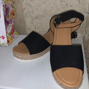 Black Platform sandals